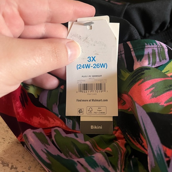 Time and Tru swimsuit with tag on. - Picture 2 of 3